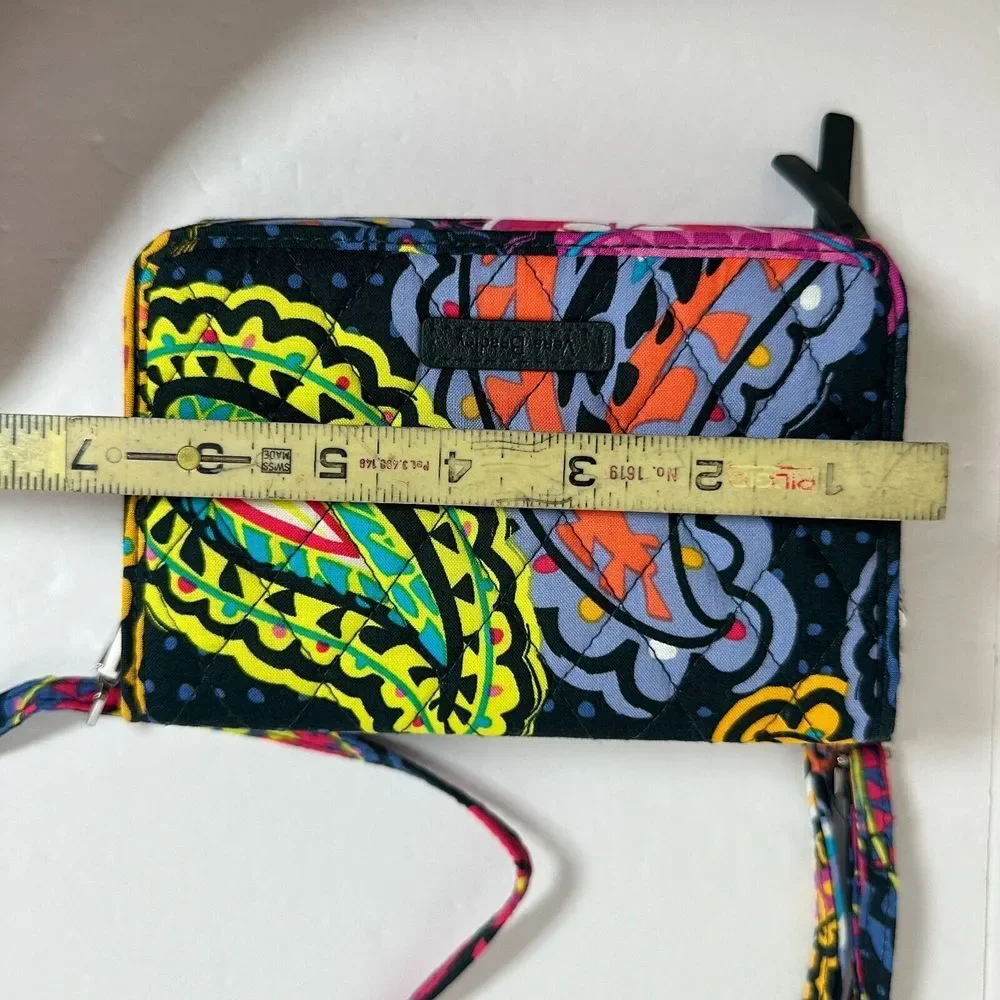 Vera Bradley RFID 3 in‎ 1 Wallet Crossbody Bag Wristlet Twilight Paisley NWT